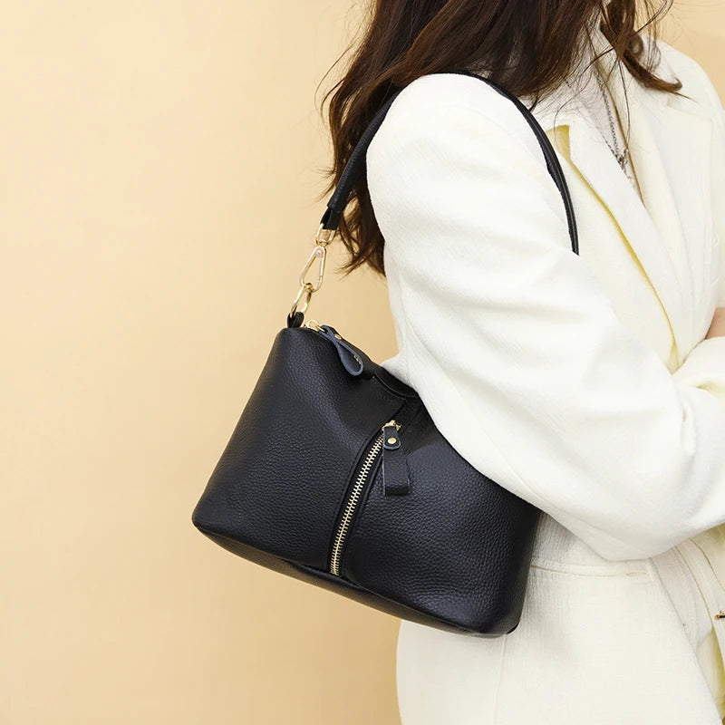 Sac noir en bandoulière<br> Moïra